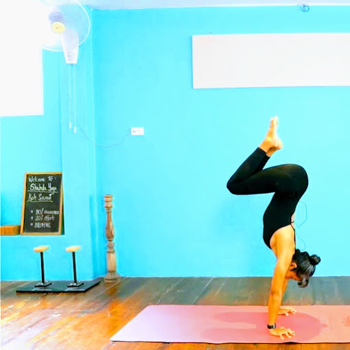 Advanced yoga handstand practice